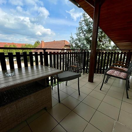 Villa Lili Apartments Balatonkeresztúr Dış mekan fotoğraf