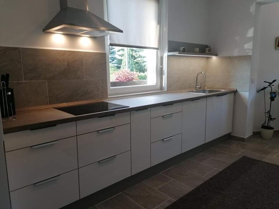 Villa Lili Apartments Balatonkeresztúr Dış mekan fotoğraf